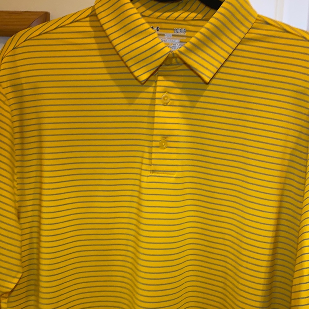 Under Armour Golf Shirt